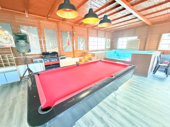 Casa en Venta con Jacuzzi y Área Social en Brisa Oriental, Autopista de San Isidro