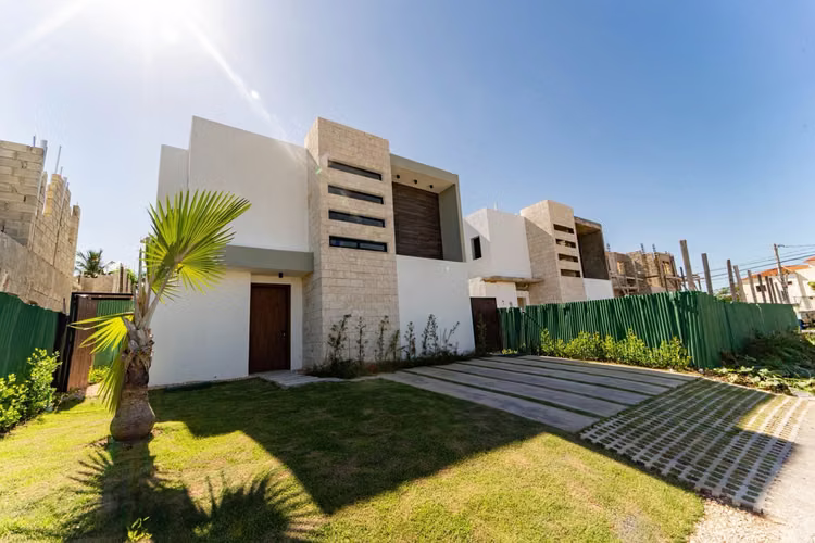 Villas de 2 y 3 Habitaciones con Patio y Piscina Opcional en Bávaro |