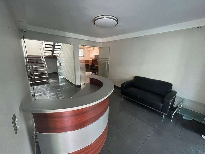 Oficinas Corporativas en Alquiler | LA ESPERILLA  Espacios corporativos de 240 m² o 360 m² en edificio de 3 niveles, ubi - Imagen 2