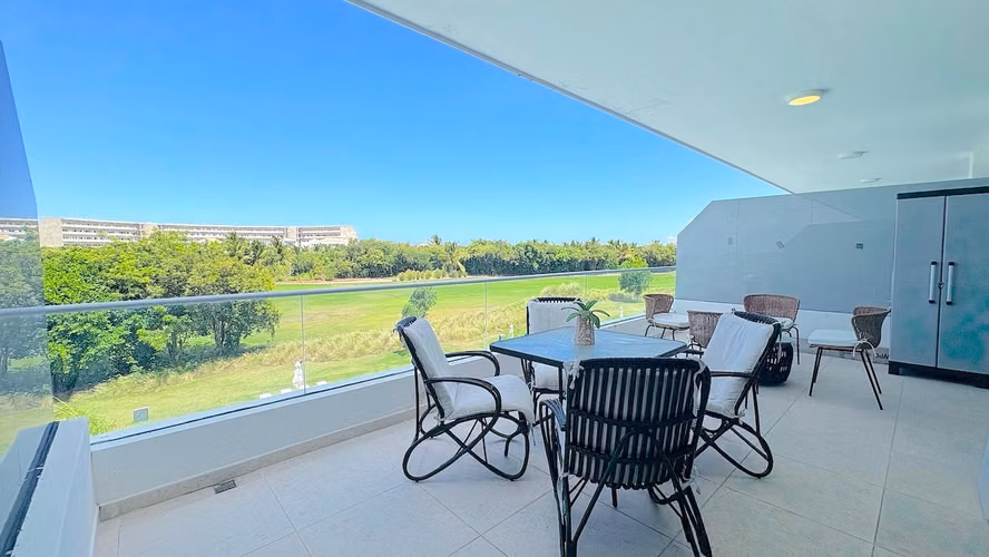 APARTAMENTO AMUEBLADO EN VENTA – CANA ROCK, PUNTA CANA | FREENTE AL CAMPO DE GOLF