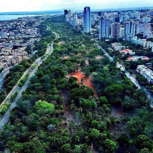 Terreno 10,000 m² en Av. Anacaona para una visión extraordinaria.