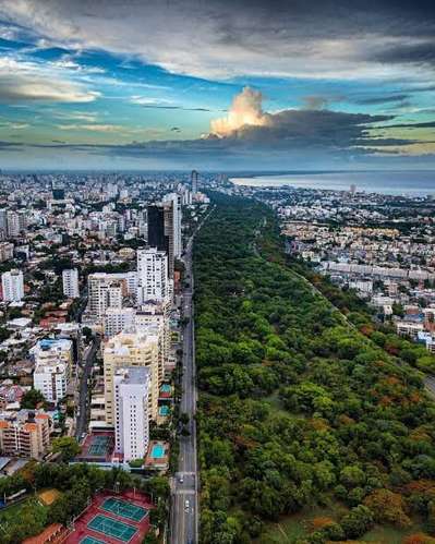 Terreno 10,000 m² en Av. Anacaona para una visión extraordinaria. - Imagen 2