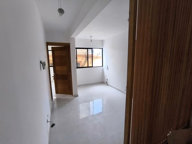 Casa en Venta en Prado Oriental, Residencial Cerrado - 3 Niveles con Rooftop - Imagen 13