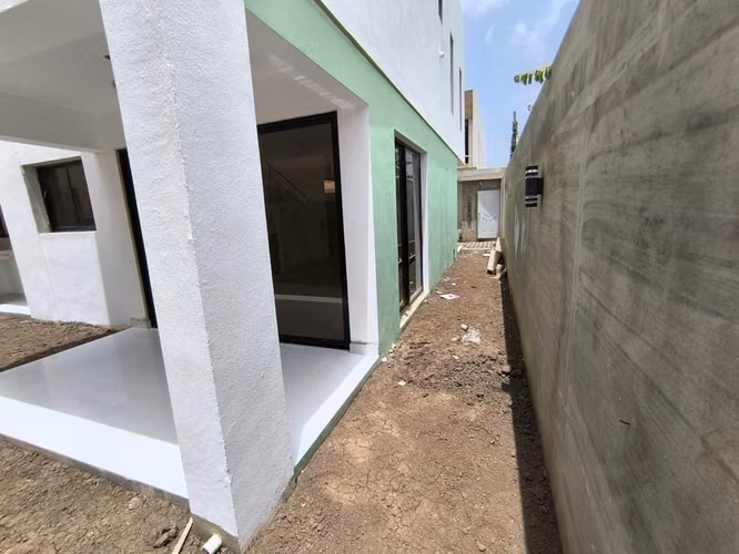Casa en Venta en Prado Oriental, Residencial Cerrado - 3 Niveles con Rooftop - Imagen 6