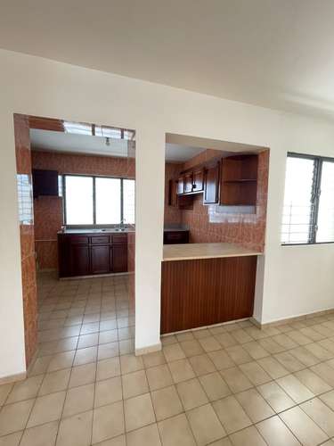 Alquiler de apartamento de 2 habitaciones en bella vista. A solo una calle de Downtowm mall