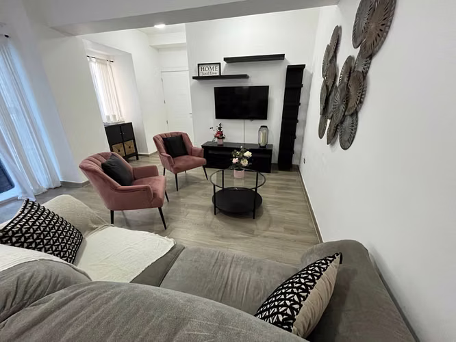 Apartamento en VENTA en Serralles Amueblado de UNA Habitación - Imagen 3