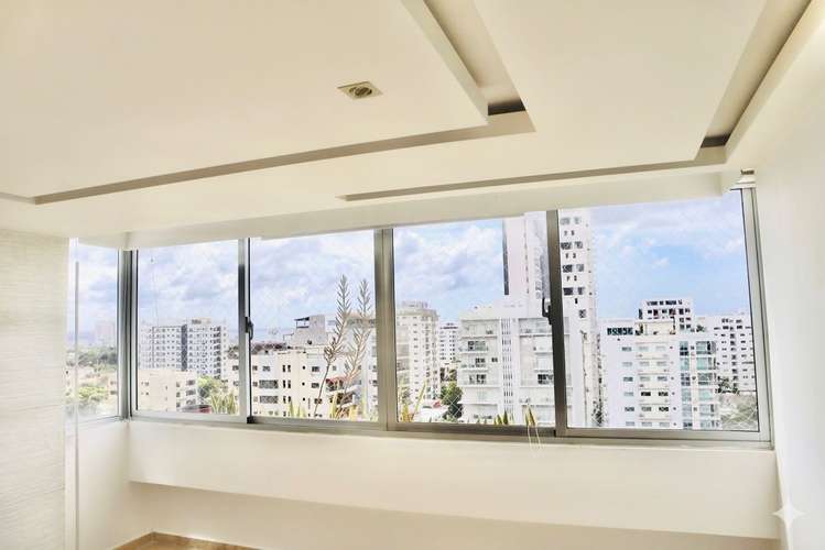 Apartamento en renta de 3 habitaciones en La Julia - Imagen 4