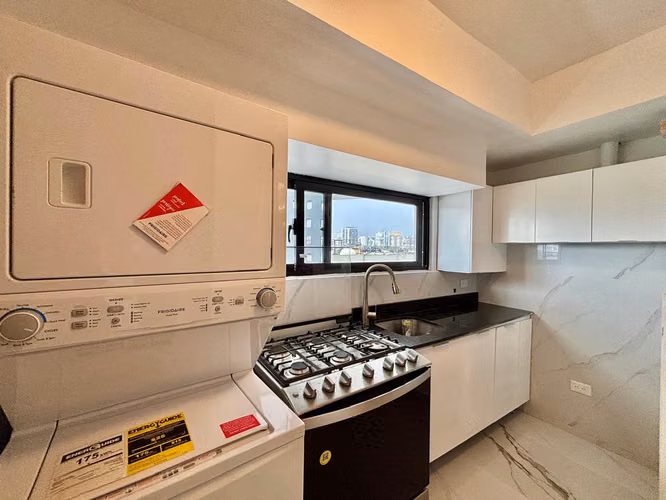 En la Av. Anacaona apartamento en venta y alquiler - Imagen 19