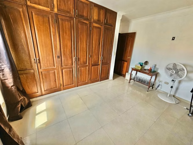 Apartamento de 3 Habitaciones y 187 m² en Evaristo Morales | - Imagen 6