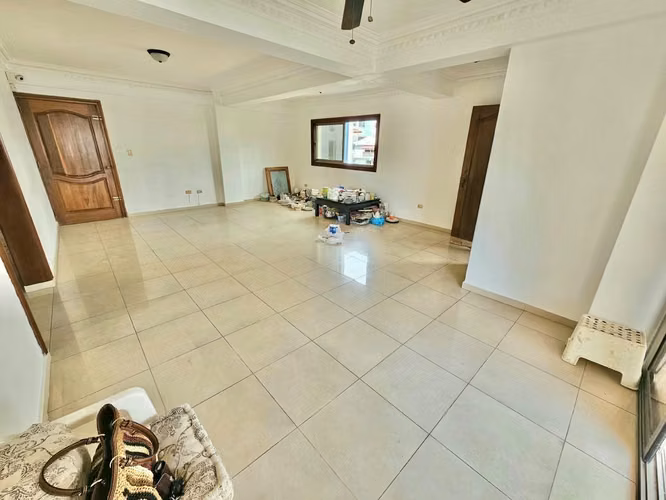 Apartamento de 3 Habitaciones y 187 m² en Evaristo Morales |