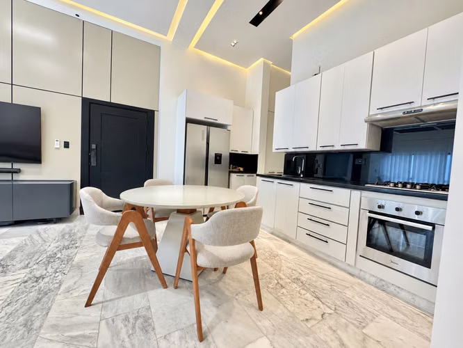 Apartamento Amueblado en Alquiler en Torre Versalles | La Esmeralda, Santiago - Imagen 4