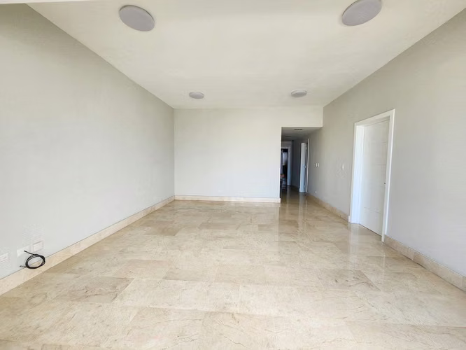 1. Apartamento de 2 Habitaciones en Naco con Gimnasio y Seguridad - Imagen 2