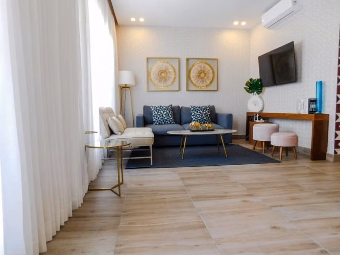Apartamento en Alquiler en Piantini Amueblado de UNA Habitación - Imagen 2