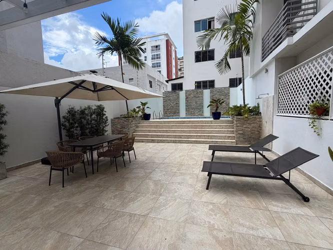 APARTAMENTO TOTALMENTE AMUEBLADO EN ALQUILER EVARISTO MORALES  - Imagen 3