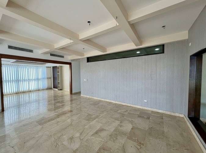 Amplio Apartamento Alquiler en Los Cacicazgos 