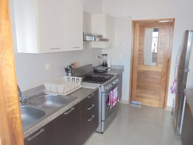 Apartamento Amueblado en Alquiler en el Naco - Imagen 10