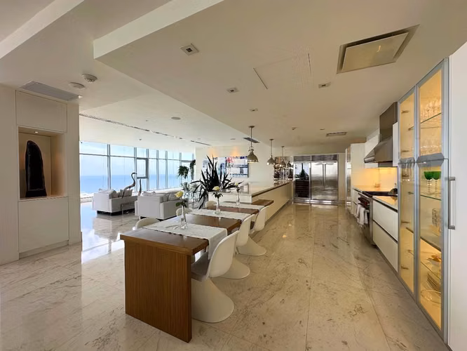 Apartamento de Lujo de 600 m² con Vista al Mar en Anacaona |
