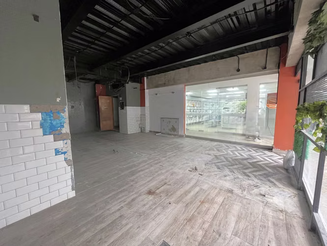 Local Comercial Alquiler Piantini de 57.39m2 – Primer Nivel - Imagen 4