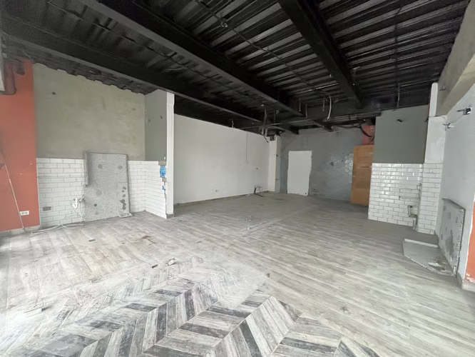 Local Comercial Alquiler Piantini de 57.39m2 – Primer Nivel - Imagen 2