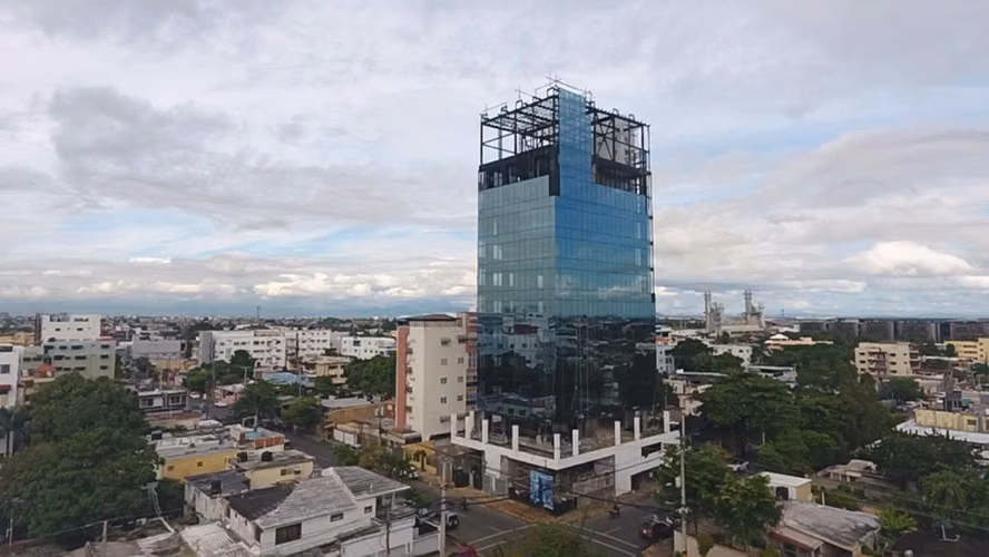 LOCALES COMERCIALES EN VENTA | ENSANCHE OZAMA - Imagen 4