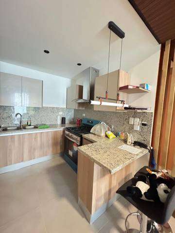Elegante apartamento amueblado en renta en Evaristo Morales - Imagen 3