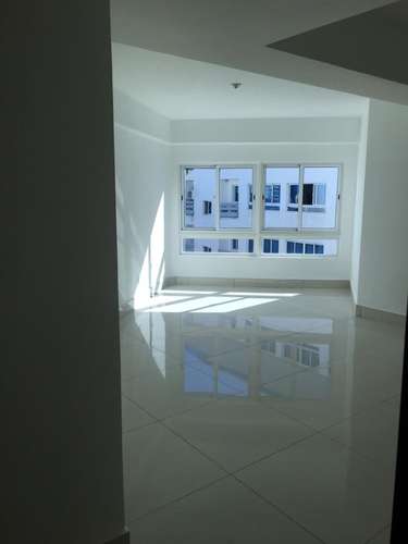 Venta en El Vergel: 3 Habitaciones y 2 Parqueos