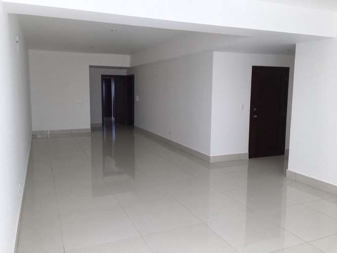 Venta en El Vergel: 3 Habitaciones y 2 Parqueos - Imagen 8