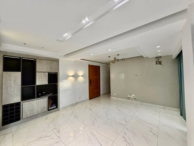 Apartamento en venta en Evaristo Morales dos habitaciones 130 mts2 - Imagen 3