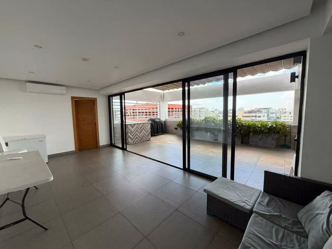Apartamento en venta en Evaristo Morales dos habitaciones 130 mts2 - Imagen 11