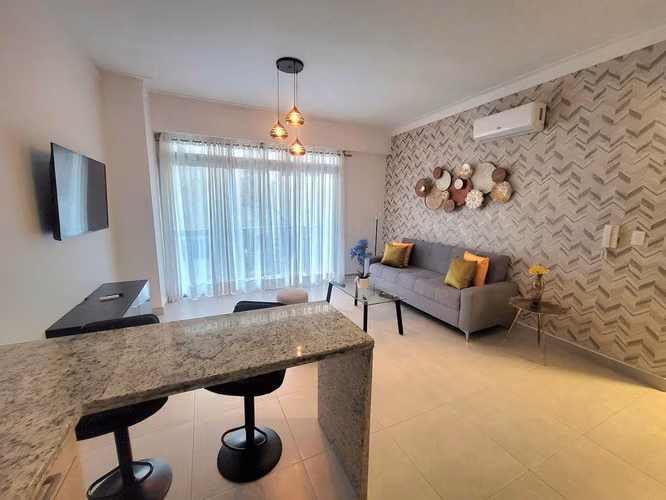 Alquiler de apartamento amueblado de 1 habitación en naco - Imagen 2