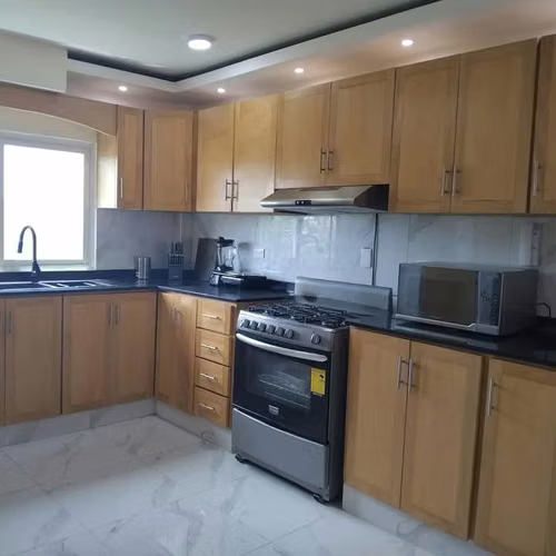 Alquiler Apartamento 190m2 Amueblado en Prado Oriental, autopista san is- 3 Habitaciones, 2.5 Baños, 2 Parqueos Techados - Imagen 3