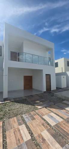 CASA EN RESIDENCIA DE LUJO EN VENTA – CERRO ALTO, SANTIAGO - Imagen 16