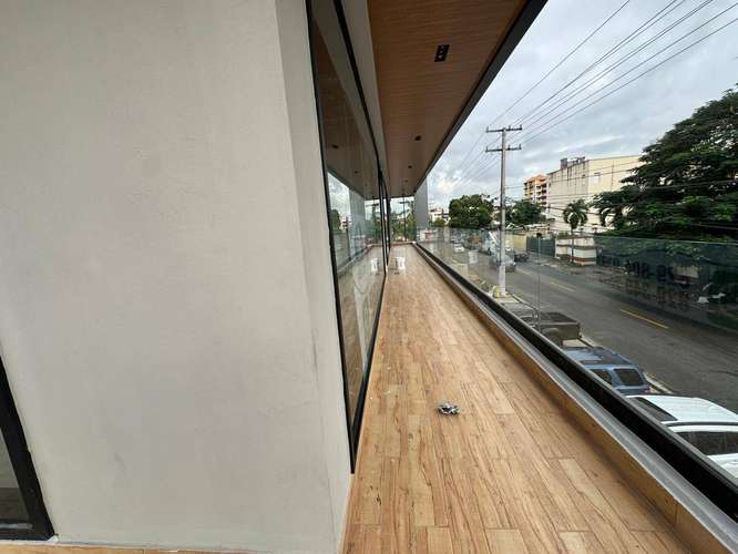 Alquilo local comercial en Alma Rosa I - Imagen 4