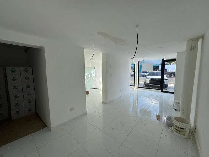 Alquilo Local Comercial