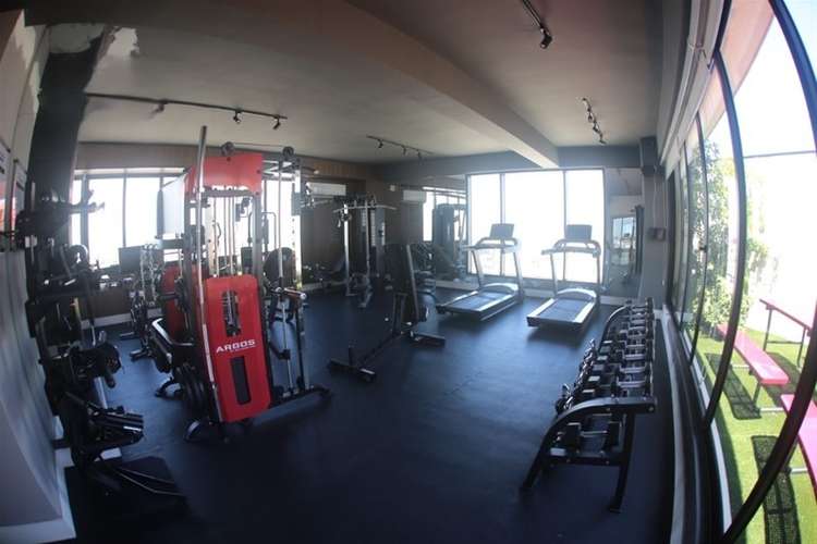 Apartamento Amueblado, 2 Habitaciones, Bella Vista, Cine, Piscina con vista al mar - Imagen 3