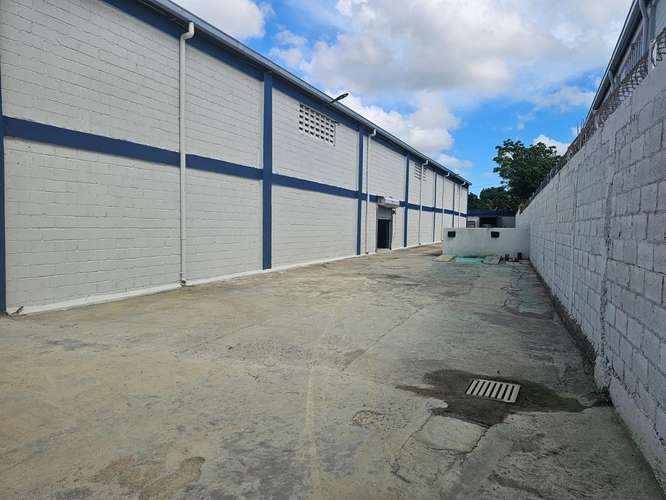 Alquilo Nave de 900 m2 próximo a Autopista de las Américas - Imagen 7