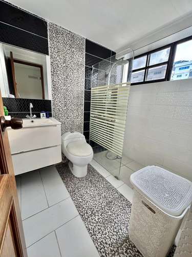 Apartamento de 3 Habitaciones con Vista al Mar en La Esperilla | Venta y Alquiler Amueblado - Imagen 19