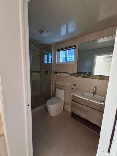 ALQUILER DE EXCELENTE APARTAMENTO EN LO MEJOR DE NACO - Imagen 9