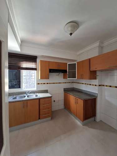 ALQUILER DE EXCELENTE APARTAMENTO EN LO MEJOR DE NACO - Imagen 4