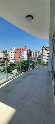 Apartamento en renta de 3 habitaciones en Evaristo Morales - Imagen 2