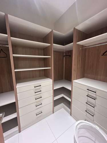 Este hermoso y elegante espacio amueblado puede ser tu próximo - Imagen 7