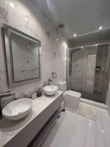 Este hermoso y elegante espacio amueblado puede ser tu próximo - Imagen 10
