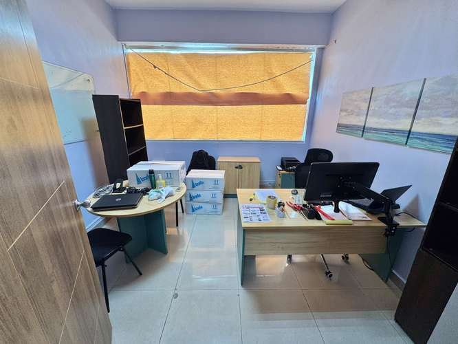 Oficina en Alquiler (Sin Mobiliario) ENSANCHE QUISQUEYA USD 780.00 (Mantenimiento e internet incluidos)  CARACTERÍSTICAS