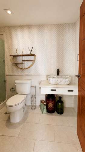 Vendo Apartamento con Línea Blanca, 2 Habitaciones, 2 Parqueos, Gym, Evaristo Morales - Imagen 9