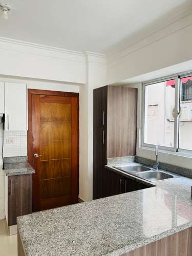 Apartamento en Evaristo Morales  - Imagen 3