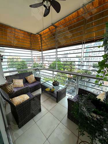 Apartamento en Urbanizacion Real, 6to piso, 3 habitaciones