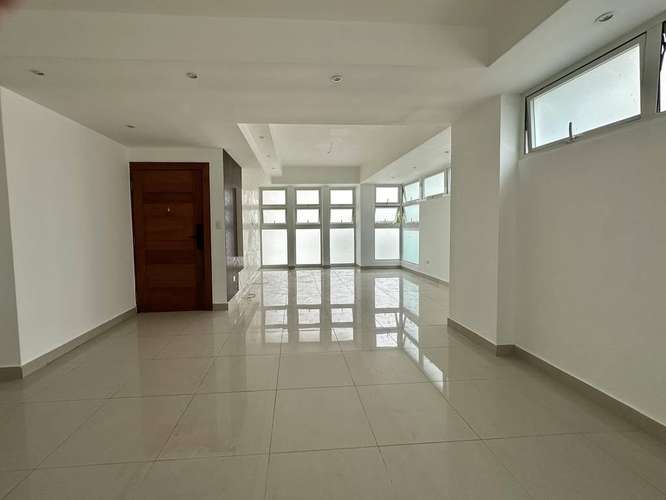 apartamento en Alquiler- Ens. Paraiso