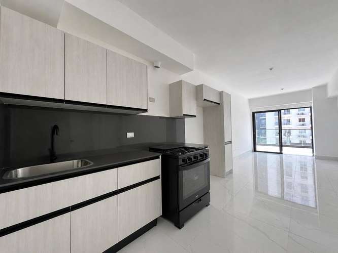 Apartamento con L/B en Alquiler - Evaristo Morales