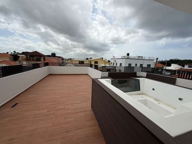  Exclusiva Casa en Venta – Mirador del Este San Isidro