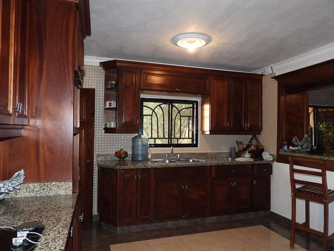 Casa en La Urbanización Italia Con Mucho Patio en venta 